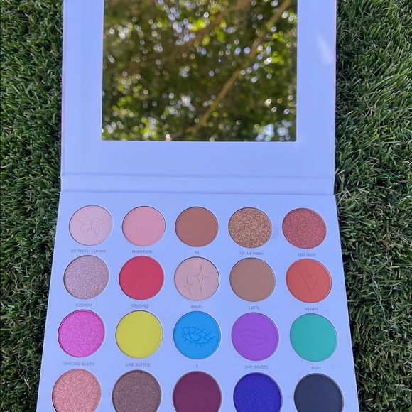 Morphe “Maddy Ziegler The Imagination pallet” - Picture 2 of 3